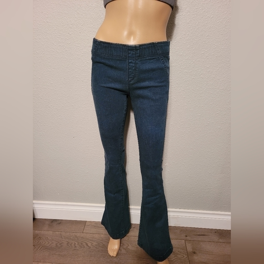 FREE PEOPLE Penny Pull-On Flare Jeans